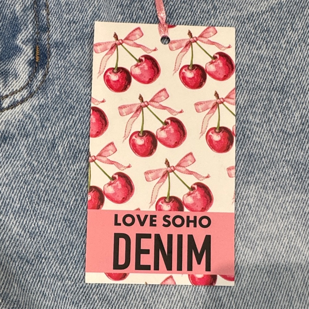 Light Blue Straight Leg Jeans with Pink Details - Picture 2 of 5